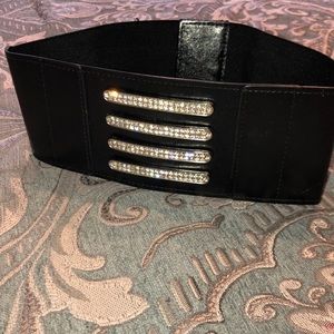 Waist Enhancing Belt